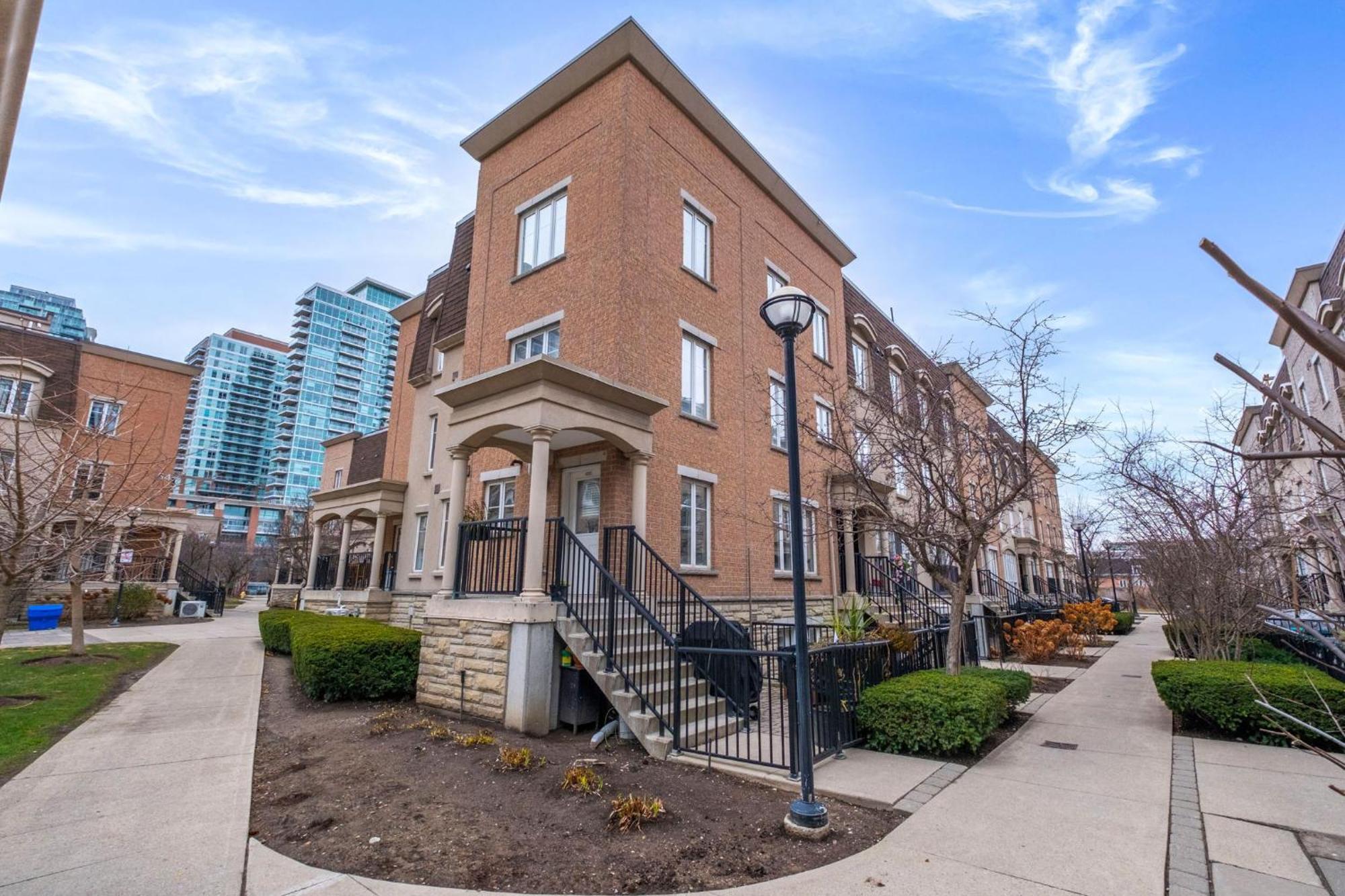 Liberty Village Townhouse Toronto Exterior photo